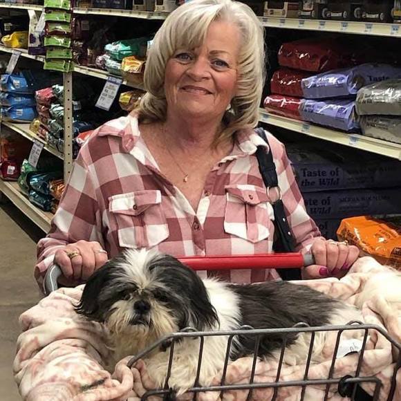 Meet your Posher, Lisa - Picture 1 of 1